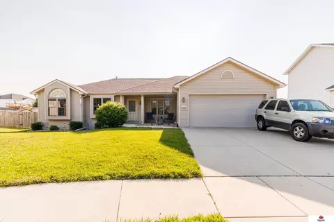 1111 Stony Rapids Bay Bay, Lincoln, NE 68505