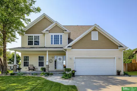 23267 Agee Ln, Waterloo, NE 68069
