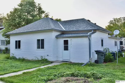 330 Crystal St, Lyons, NE 68038 photo 2