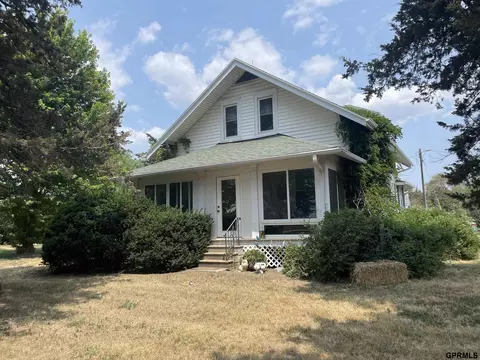 820 County Road C Rd, Friend, NE 68359