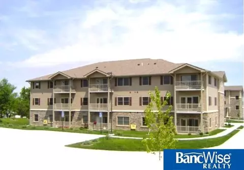 5831 Enterprise Dr #203, Lincoln, NE 68521