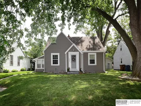 2523 Franklin St, Bellevue, NE 68005