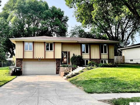 15324 Blackwell Dr, Omaha, NE 68137