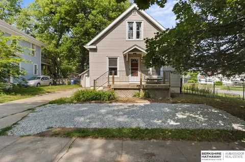 2957 N 51st St, Lincoln, NE 68504