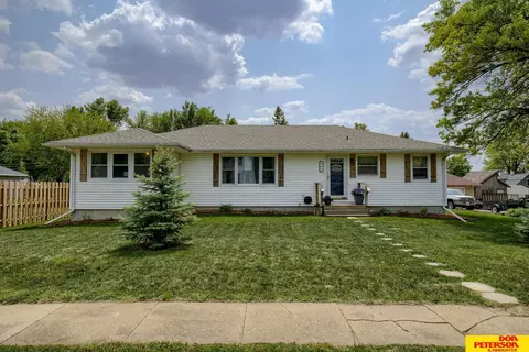 307 W Elm St, Cedar Bluffs, NE 68015