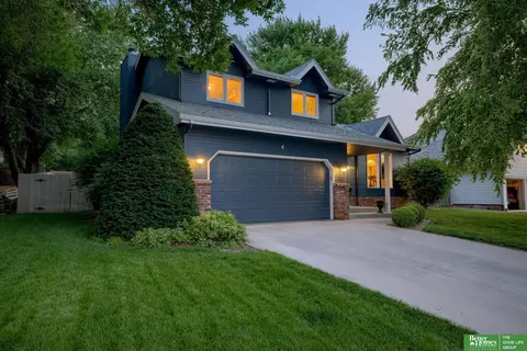 13065 Jefferson Cir, Omaha, NE 68137