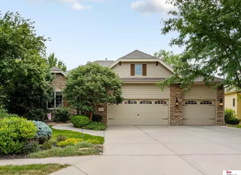 19903 Nina St, Omaha, NE 68130