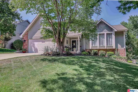 14912 K St, Omaha, NE 68137