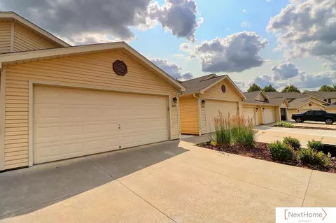 605 NW 20th St #34, Lincoln, NE 68528