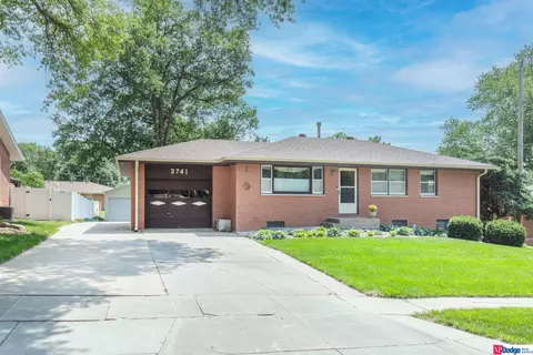 3741 Berlene Ave, Lincoln, NE 68506