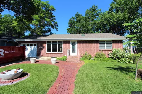 5441 Wilderness Vw, Lincoln, NE 68512