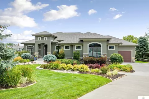 12505 N 177th Cir, Bennington, NE 68007