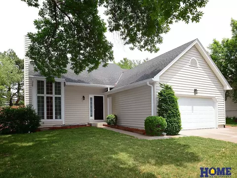 7908 Bancroft Ave, Lincoln, NE 68506