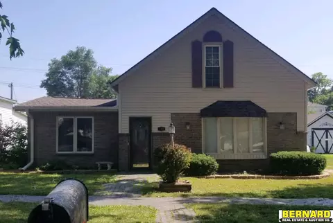 1109 11th St, Auburn, NE 68305