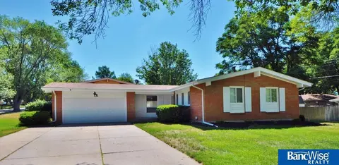 820 N 81st St, Lincoln, NE 68505