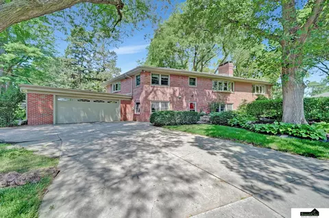 2621 Calvert St, Lincoln, NE 68502