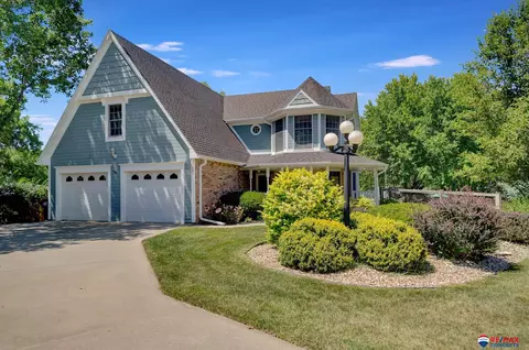 1201 S 5th Ave, Beatrice, NE 68310