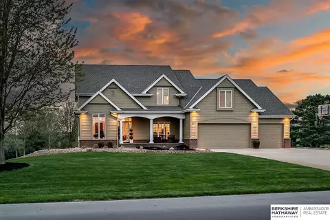 9970 S 161 St, Omaha, NE 68136