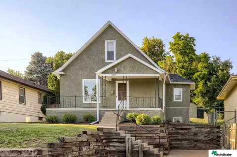 3814 Gordon St, Omaha, NE 68105