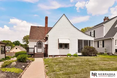 5820 Briggs St, Omaha, NE 68106