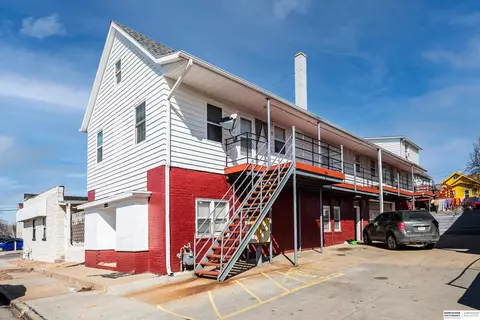 5205 S 21 St, Omaha, NE 68107