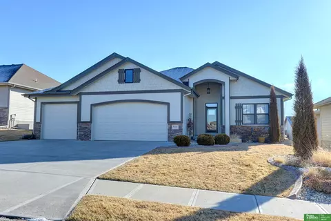 8101 S 193rd St, Gretna, NE 68028