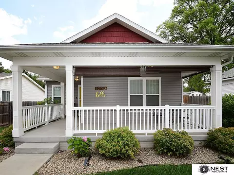 1732 S 28 St, Lincoln, NE 68503