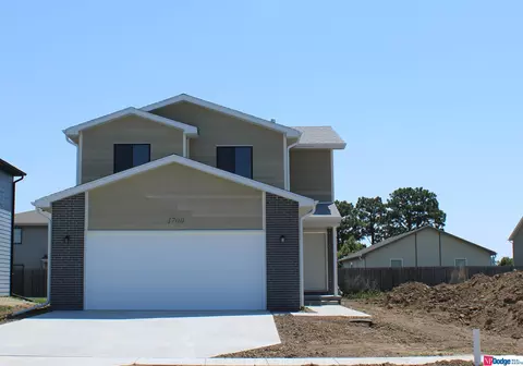 1700 SW 28th St, Lincoln, NE 68522