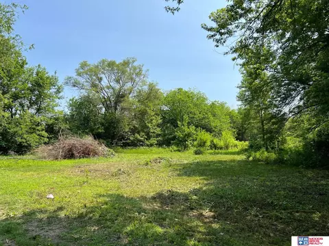 203 Kansas St, South Bend, NE 68058