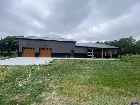 205 1st St, Bee, NE 68314