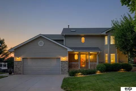 16040 Chicago St, Omaha, NE 68118