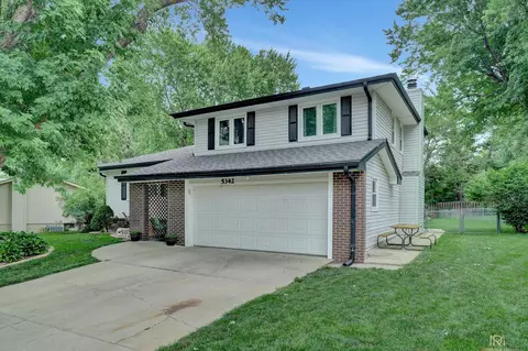 5342 Tipperary Trl, Lincoln, NE 68512