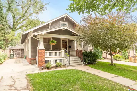 706 S 32nd St, Lincoln, NE 68510