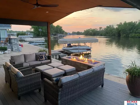 s17 Twin Lakes Drive, Fremont, NE 68025