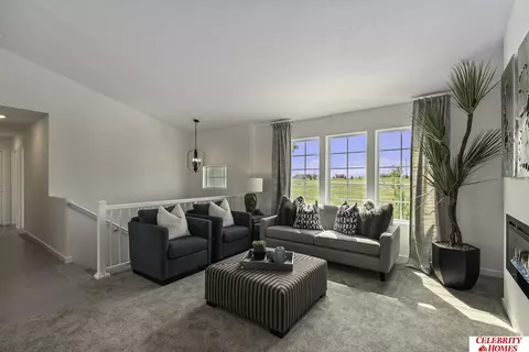 10902 Baker St, Omaha, NE 68142 photo 2