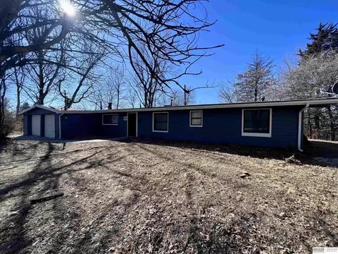 1964 Grand Ave, Council Bluffs, IA 51503