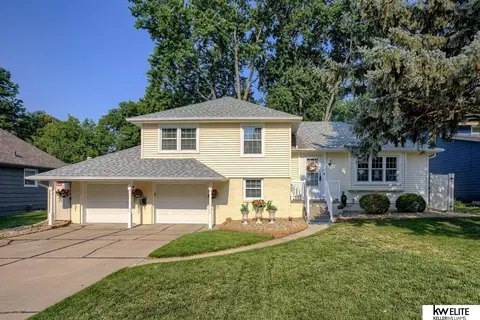 2118 S 133 Ave, Omaha, NE 68144