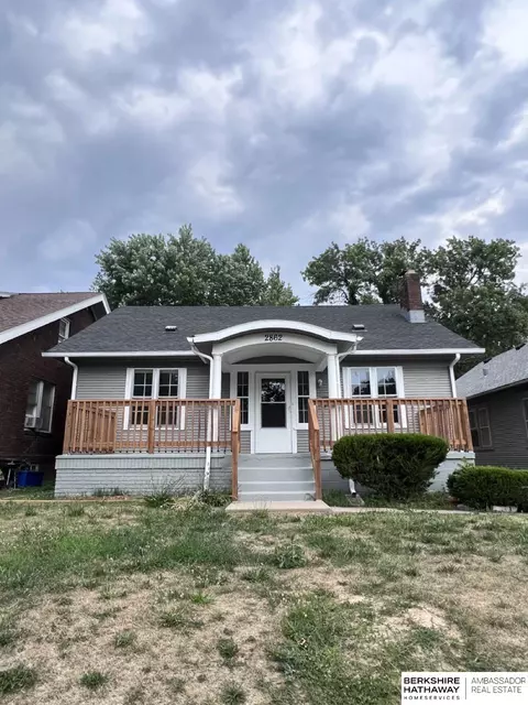 2862 Mary St, Omaha, NE 68112