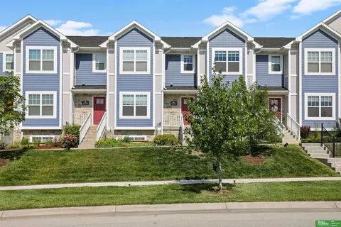 7014 Kentwell Ln, Lincoln, NE 68516