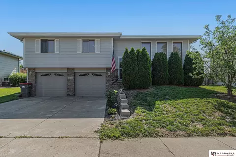 1820 SW 31st St, Lincoln, NE 68522