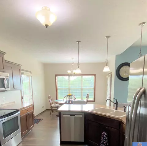 1711 Front St, Beatrice, NE 68310