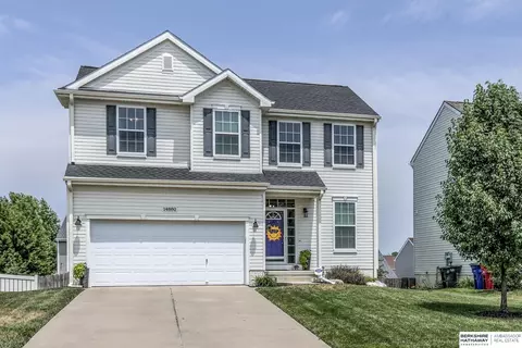 14880 Eagle St, Bennington, NE 68007