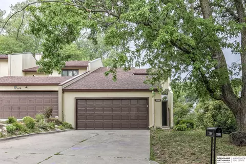 4812 N 109 St, Omaha, NE 68164