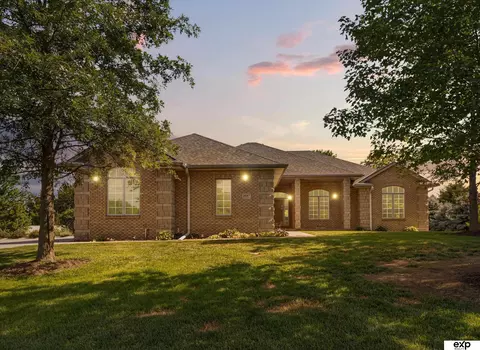 20387 Jeannie Ln, Gretna, NE 68028