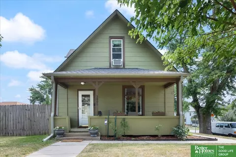 2803 N 60th St, Omaha, NE 68104