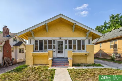 2578 Titus Ave, Omaha, NE 68112