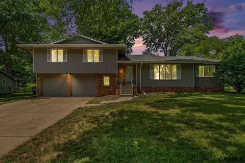 1626 S 126th St, Omaha, NE 68144
