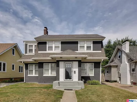 6728 N 31 Ave, Omaha, NE 68112
