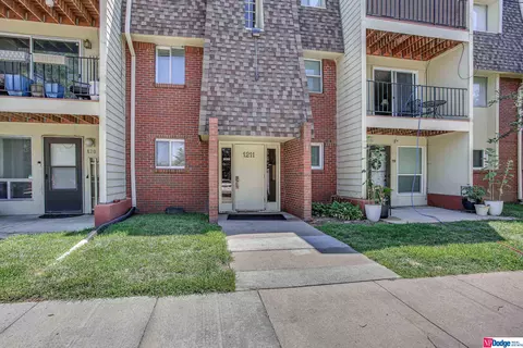 1211 S 121 Plz #0118, Omaha, NE 68144