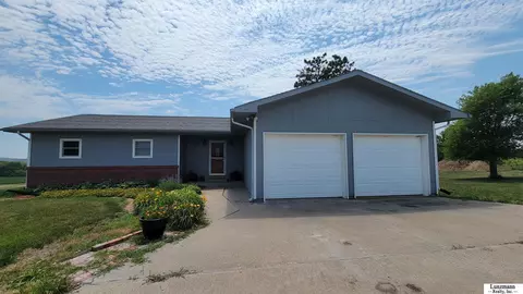 63341 733a Rd, Brock, NE 68320